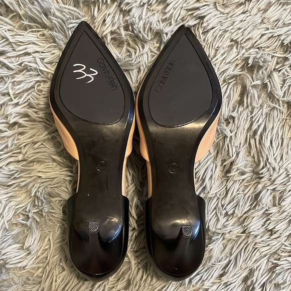 NWOT Calvin Klein Color Block Pumps - 8.5 - Picture 6 of 10